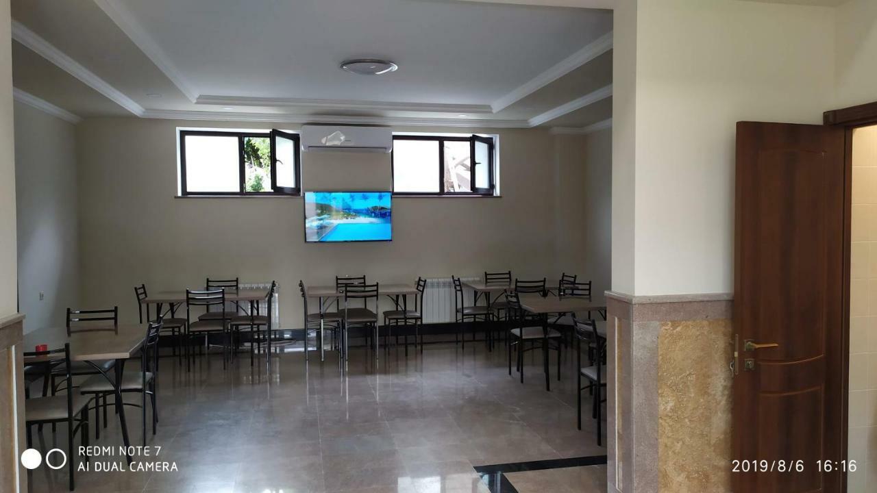 Asour Hotel Gorisz Kültér fotó