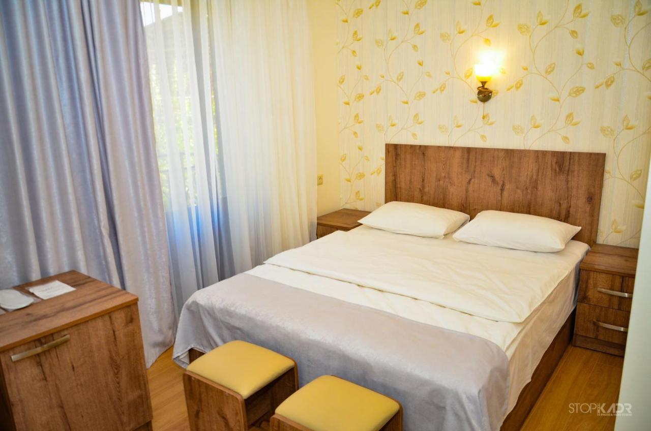 Asour Hotel Gorisz Kültér fotó