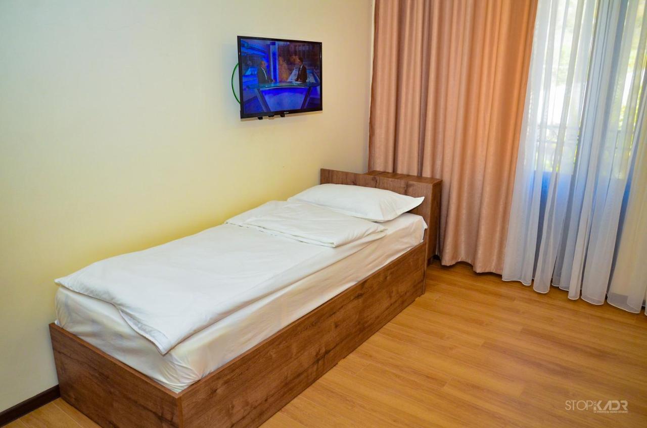 Asour Hotel Gorisz Kültér fotó